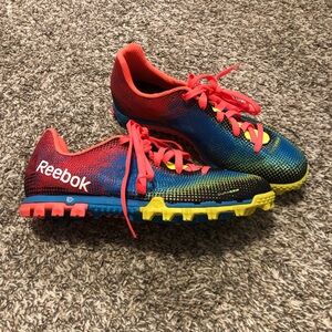 Reebok Kids H20 Drain DuraGrip Cleats Athletic Shoes